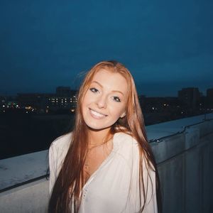 Meet your Posher, Elizabeth